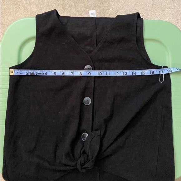 Black NWT woman’s top - Old Navy size M - Picture 5 of 7